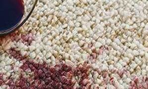 地毯上沾上了污漬，該怎么處理呢？